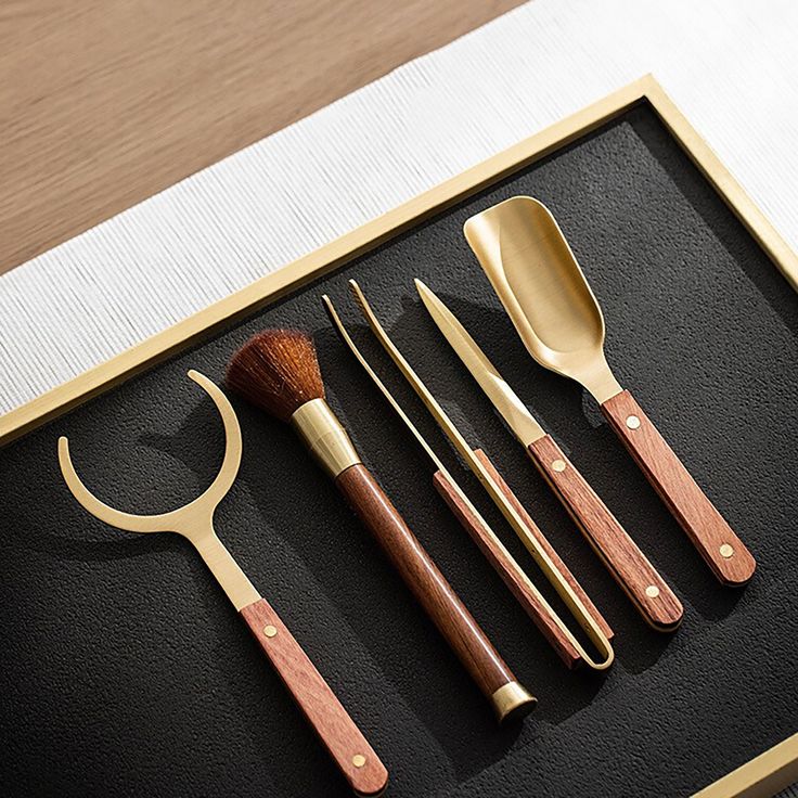  Tea Ceremony Utensil Tools