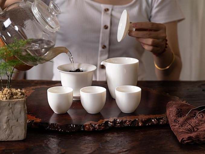 Gaiwan Chinese Gongfu Tea Set,6 cups Portable Tea Set Suitable for home use, travel, and office use